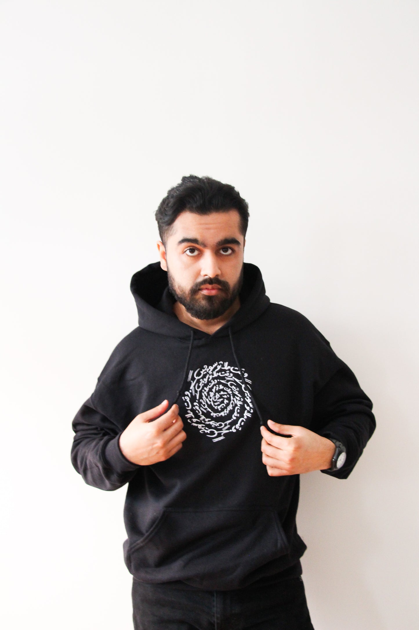 Black Unisex Spiral Hoodie - Waqt Mila Tou Sochaingay